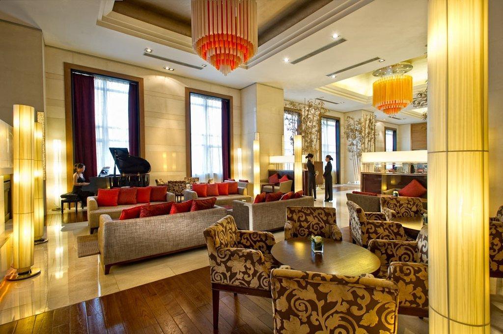 Hotel Nikko Tianjin Buitenkant foto The lobby of the hotel