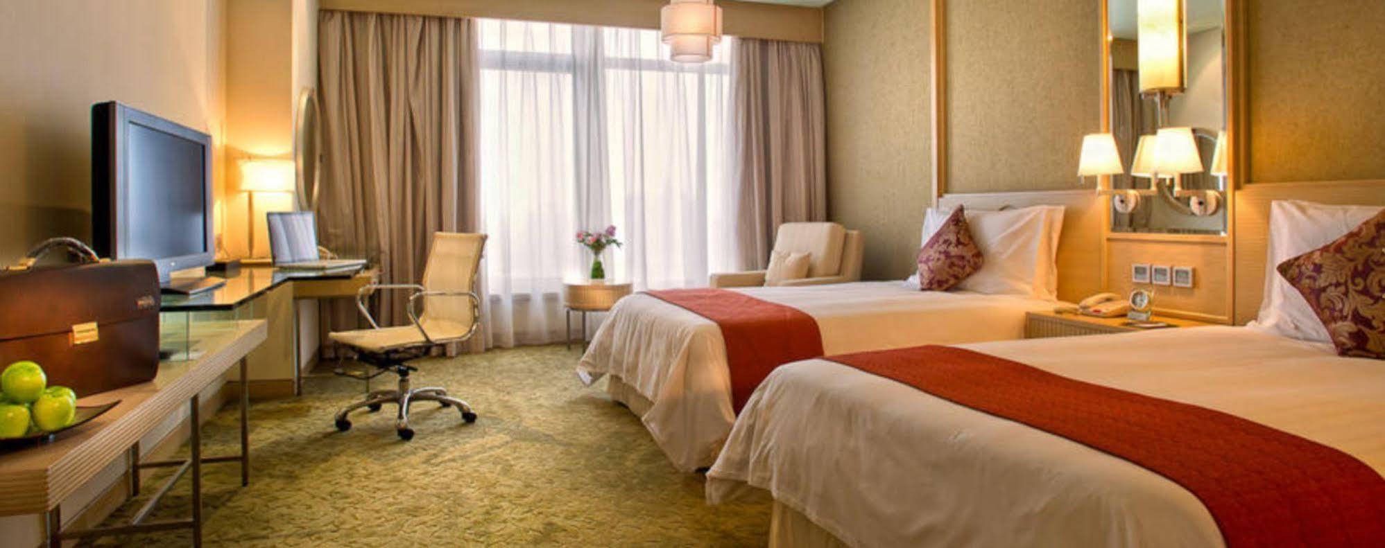Hotel Nikko Tianjin Buitenkant foto Deluxe Room